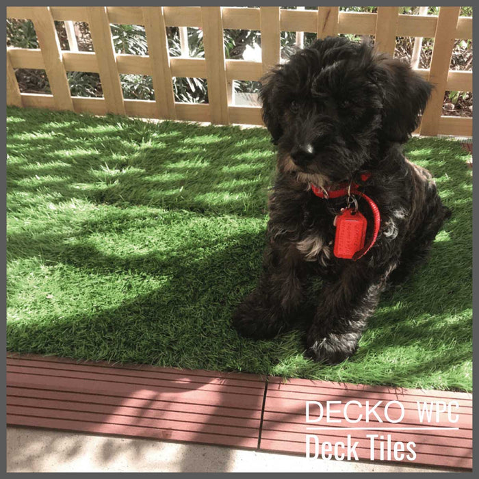 <b>Artificial Grass Tiles</b> - Premium Interlocking Turf | DECKO (11.8" x 11.8" x 0.8" tile) - (One Piece)