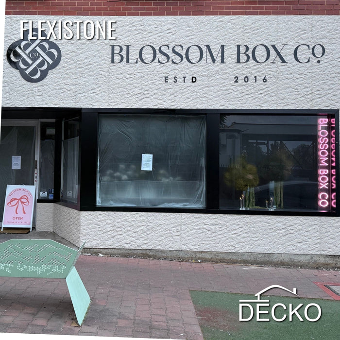 Flexible 3D Stone Wall Panels - GRANDE BIANCO - Box of 5 serial panels (47.2" x 23.6") 38.75 sqft coverage | DECKO Flexistone